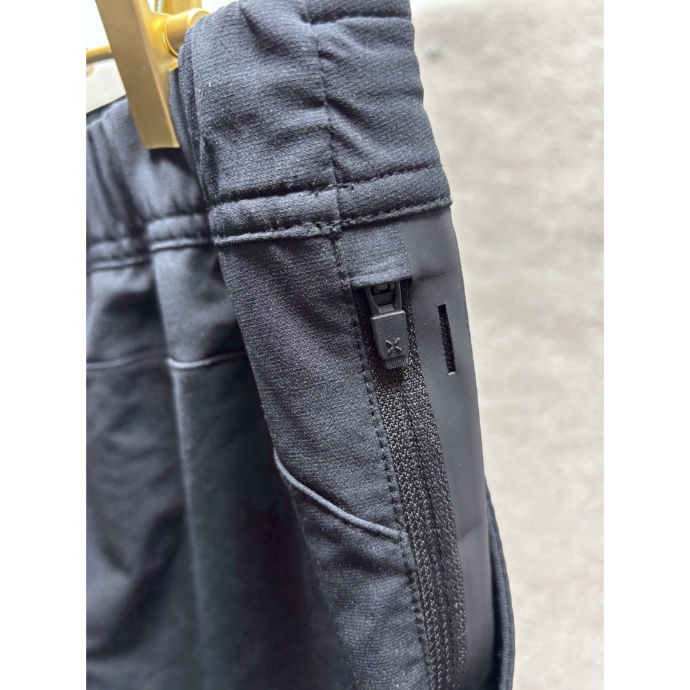 Ten Thousand Shorts Men XL Black Foundation 7" Linerless Performance Athleisure - Picture 5 of 6